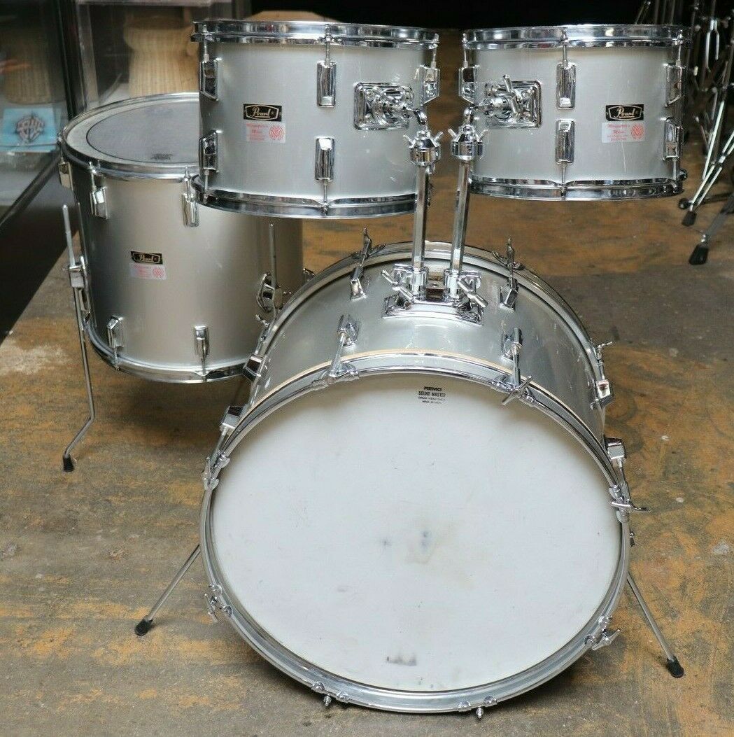 Pearl 4pc Drum Set Silver Silk Vintage 1970's