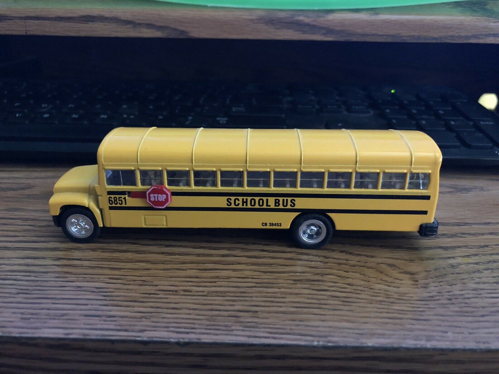 Sunnyside 6" School Bus Diecast Ss6851 - In Excellent Condition